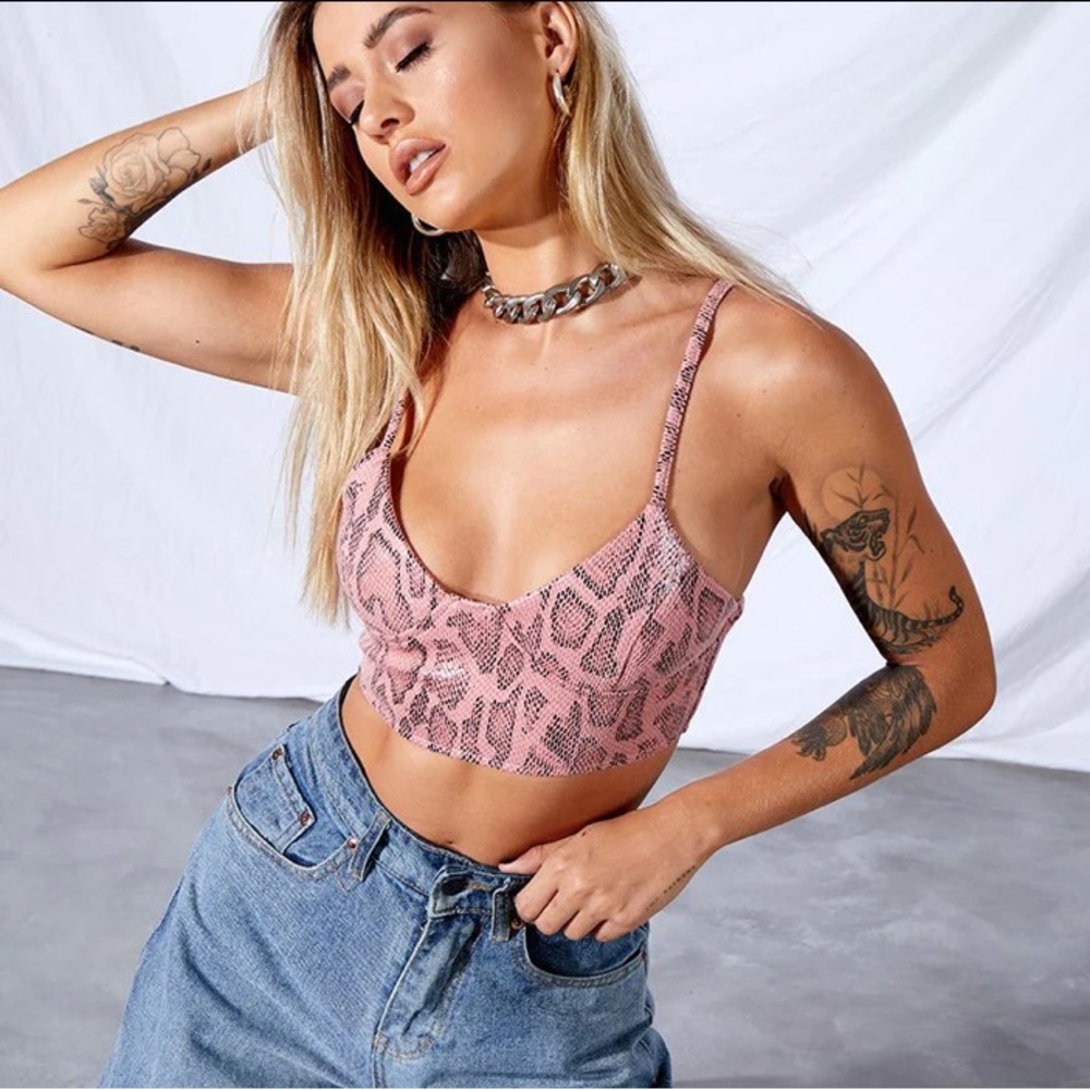 motel rocks pink snake skin cropped tank top